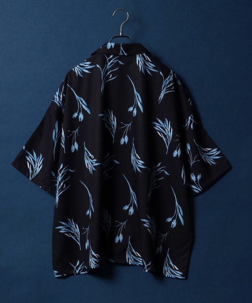 ANPAS(アンパス)の「Total Pattern Print Big Silhouette Open Collar Shirt/総柄 ビッグシルエット オープンカラーシャツ(シャツ/ブラウス・メンズ・グリーン系その他/ホワイト系その他2/ブラウン系その他/ベージュ系その他/ブルー系その他/ブラック系その他/ブラック系その他2/ホワイト系その他/ブラック系その他3/ホワイト系その他3/ブラック系その他4・M/L)」の16枚目の写真