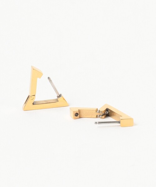 Ray BEAMS(レイビームス)の「Ray BEAMS / トライアングル ピアス(ピアス(両耳用)・レディース・シルバー/ゴールド・ONE SIZE)」の4枚目の写真
