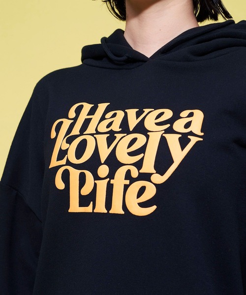 FOREVER 21（フォーエバー トゥエンティーワン）の「【POP】Have a Lovely Life カラーロゴパーカー（スウェット・レディース・オレンジ系その他/グリーン/ブラック・FREE）」の11枚目の写真