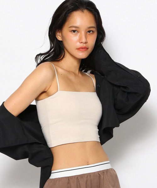 FOREVER 21（フォーエバー トゥエンティーワン）の「カップ付きクロップドキャミ（キャミソール・レディース・ホワイト/グリーン系その他/ブラック/グリーン系その他6/ホワイト系その他2/ブラウン系その他7/グレー系その他・SMALL/MEDIUM/LARGE）」の4枚目の写真