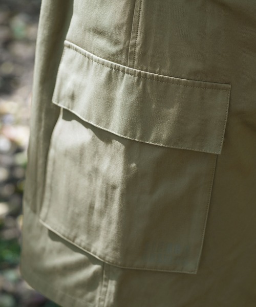 SIERRA DESIGNS（シェラデザイン）の「SIERRA DESIGNS / シエラデザインズ 別注 コラボ オーバーサイズ ミリタリー ハーフ カーゴパンツ（カーゴパンツ・メンズ・ブラック/カーキ・MEDIUM/LARGE）」の14枚目の写真