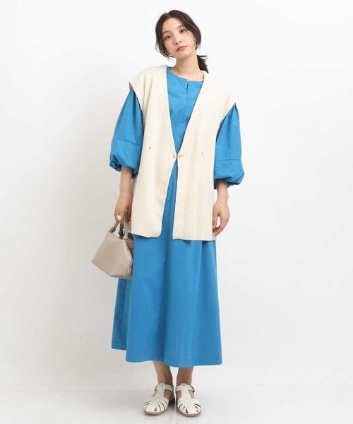 a.v.v（アーヴェヴェ）の「ボリュームスリーブタフタワンピース