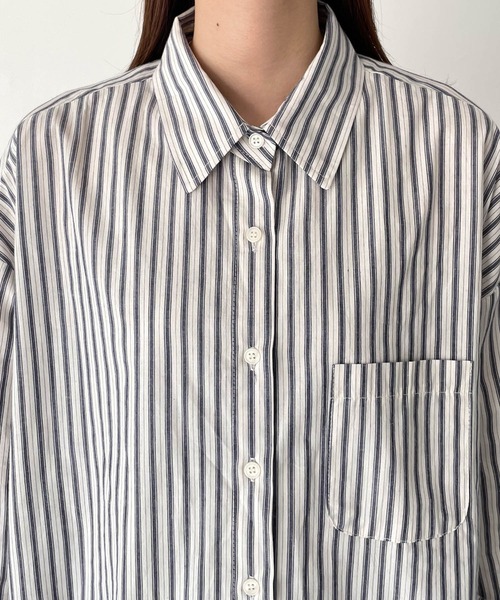 El mar（エルマール）の「El mar(エルマール) オーバーサイズストライプシャツ（シャツ/ブラウス・レディース・ネイビー・ONE SIZE）」の9枚目の写真