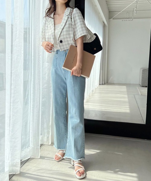 one after another NICE CLAUP（ワンアフターアナザーナイスクラップ）の「袖フレアスリットショートジャケット（テーラードジャケット・レディース・ホワイト系その他/アイボリー/ブラック・FREE）」の9枚目の写真