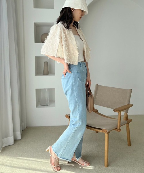 one after another NICE CLAUP（ワンアフターアナザーナイスクラップ）の「袖フレアスリットショートジャケット（テーラードジャケット・レディース・ホワイト系その他/アイボリー/ブラック・FREE）」の6枚目の写真