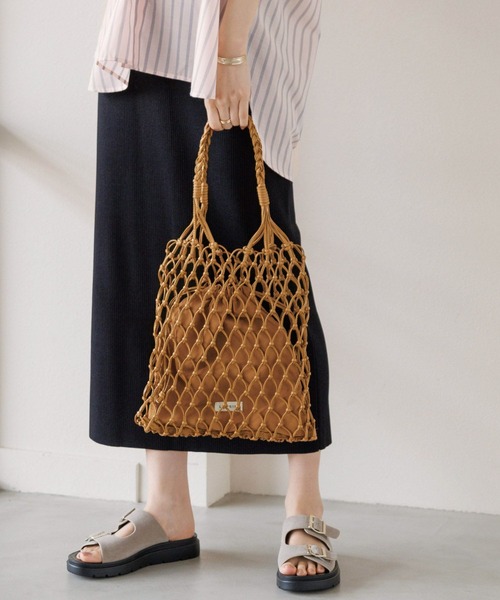 LEPSIM（レプシィム）の「フェイクレザーマクラメハンモックトート　183065（トートバッグ・レディース・アイボリー/グリーン/ベージュ・ONE SIZE）」の4枚目の写真