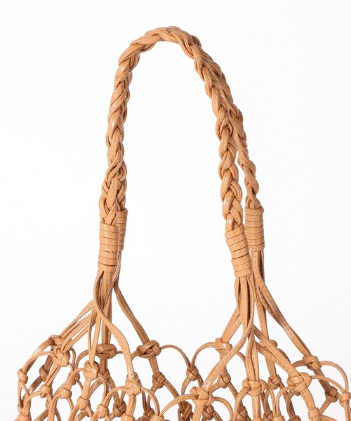 LEPSIM（レプシィム）の「フェイクレザーマクラメハンモックトート　183065（トートバッグ・レディース・アイボリー/グリーン/ベージュ・ONE SIZE）」の12枚目の写真