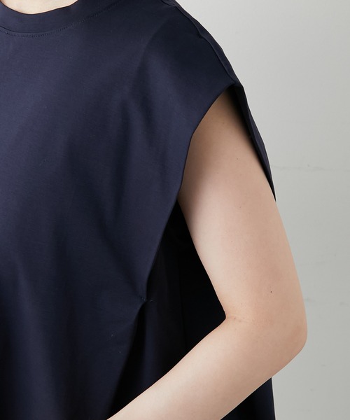 COLLAGE GALLARDAGALANTE（コラージュガリャルダガランテ）の「タックノースリTシャツ（Tシャツ/カットソー・レディース・キャメル/ネイビー/ホワイト・FREE）」の14枚目の写真