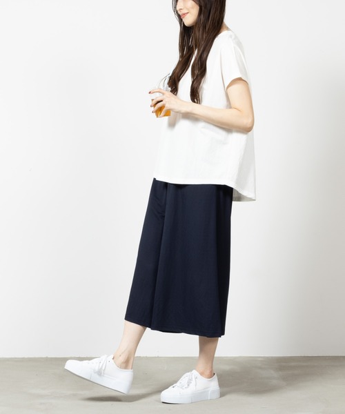 NAVY(ネイビー)の「SARARI 冷感無地スカンツ(その他パンツ・レディース・テラコッタ/ブラック/グレー/ネイビー・M/L)」の7枚目の写真