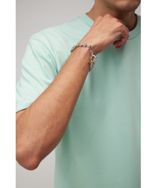 AZUL by moussy（アズールバイマウジー）の「Uチェーンブレスレット（ブレスレット・メンズ・シルバー・FREE）」の6枚目の写真