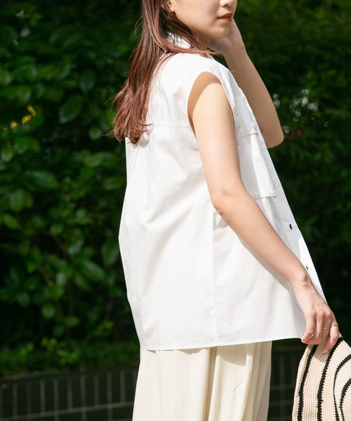 KBF（ケイビーエフ）の「BIGポケットディティールブラウス（シャツ/ブラウス・レディース・オレンジ/グリーン系その他/オフホワイト・ONE）」の7枚目の写真