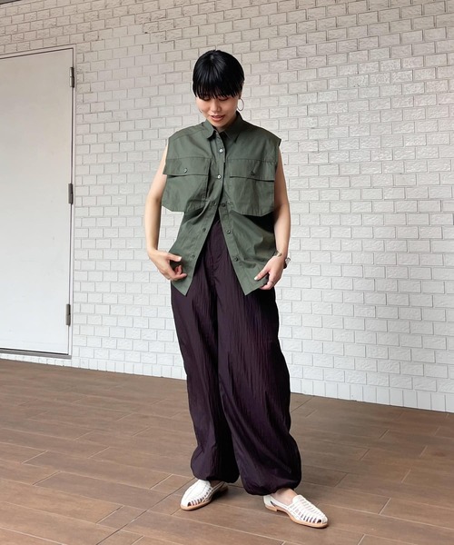 KBF（ケイビーエフ）の「BIGポケットディティールブラウス（シャツ/ブラウス・レディース・オレンジ/グリーン系その他/オフホワイト・ONE）」の20枚目の写真