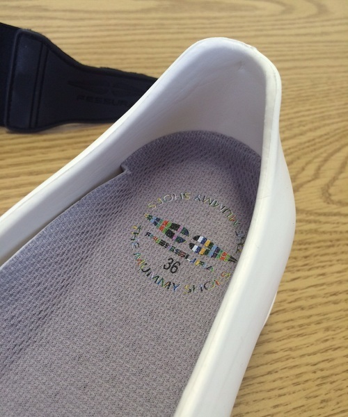 FESSURA（フェスーラ）の「ウィメンズ フェスーラ マミー ニューライト WMNS FESSURA MUMMY NEWLIGHT（スニーカー・レディース・ブラック/ダークグレー/レッド/バーガンディー/ピンク/ピンク系その他/イエロー/オレンジ/グリーン/ライトグリーン/ブルー・22.5cm/23cm/23.5cm/24cm）」の22枚目の写真