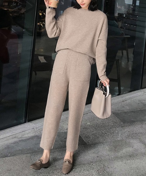 カシェック ニットセットアップ ?