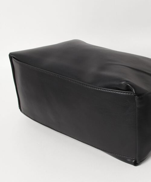 Shelly island（シェリーアイランド）の「ギャザーアレンジショルダーバッグ（ショルダーバッグ・レディース・ホワイト/ブラック/シルバー/ブラウン・FREE）」の7枚目の写真