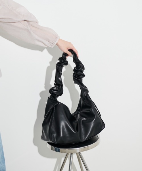 Shelly island（シェリーアイランド）の「ギャザーアレンジショルダーバッグ（ショルダーバッグ・レディース・ホワイト/ブラック/シルバー/ブラウン・FREE）」の21枚目の写真