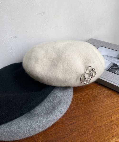 DouDou（ドゥドゥ）の「【WEB限定】 バスクベレー（ハンチング/ベレー帽・レディース・アイボリー/ブラック/ライトグレー・FREE）」の5枚目の写真