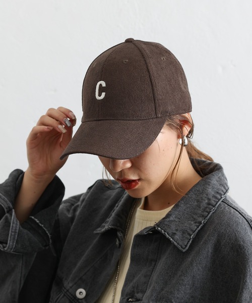 COLONY 2139(コロニートゥーワンスリーナイン)の「コーデュロイロゴ刺繍キャップ(キャップ・レディース・アイボリー/ブラウン/ブラック・FREE)」の16枚目の写真