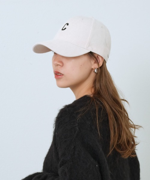 COLONY 2139(コロニートゥーワンスリーナイン)の「コーデュロイロゴ刺繍キャップ(キャップ・レディース・アイボリー/ブラウン/ブラック・FREE)」の5枚目の写真