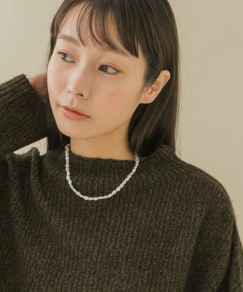 SMELLY(スメリー)の「ミニバロックパールネックレス(ネックレス・レディース・アイボリー・-)」の4枚目の写真