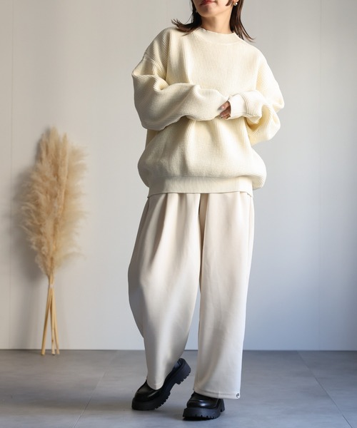 CREARE -LINO-(クレアーレリノ)の「ルーズ スポンジ クルーネック ニット <ユニセックス>(ニット/セーター・メンズ・ブラック/ブルー/レッド/アイボリー・M/L)」の22枚目の写真