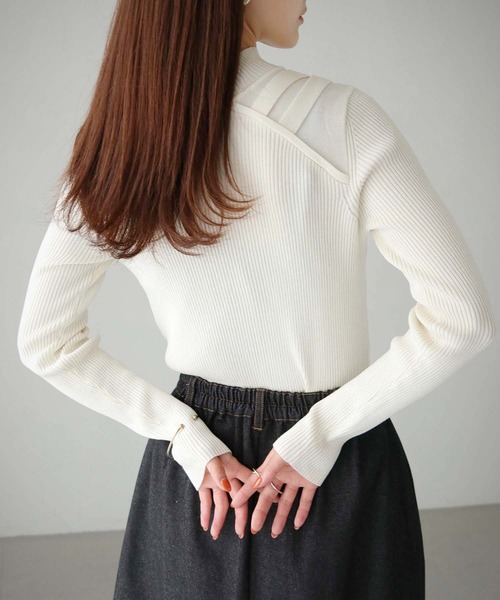 cheriella（シェリエラ）の「【cheriella】ビスチェドッキングデザインリブニット（ニット/セーター・レディース・チャコールグレー/ブルー/アイボリー/ブラック/パープル・M）」の10枚目の写真