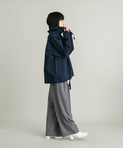 KBF（ケイビーエフ）の「スタンドカラーアノラック（シャツ/ブラウス・レディース・オフホワイト/ネイビー・ONE）」の13枚目の写真