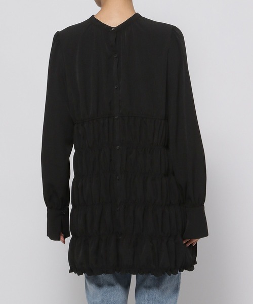 LOWRYS FARM(ローリーズファーム)の「2WAYシャーリングチュニックLS 977232(シャツ/ブラウス・レディース・アイボリー/ブラック/その他・FREE)」の21枚目の写真