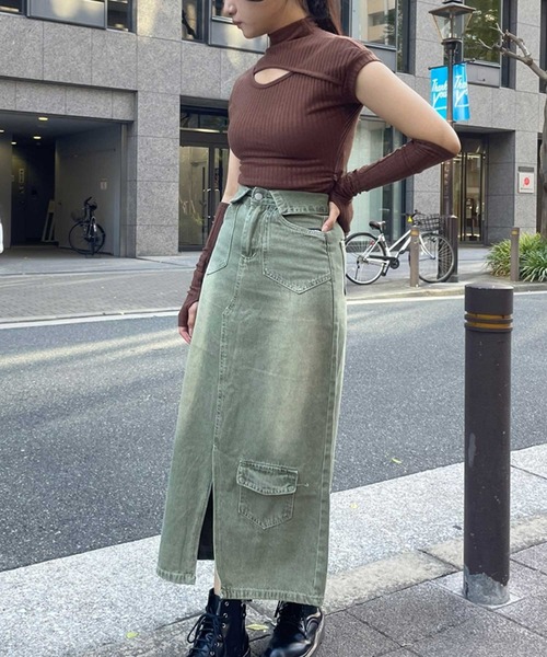 SPIGA（スピーガ）の「ｱｰﾑｳｫｰﾏｰ付ｻｲﾄﾞｼｬｰﾘﾝｸﾞｶｯﾄｱｳﾄﾄｯﾌﾟｽ（Tシャツ/カットソー・レディース・ブラック/ホワイト/キャメル/グレー・FREE）」の5枚目の写真