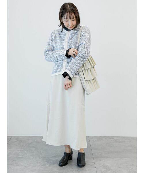 Te chichi TERRASSE(テチチテラス)の「スタンドフリルギャザーブラウス(シャツ/ブラウス・レディース・オフホワイト/ネイビー/ブラック・F)」の10枚目の写真