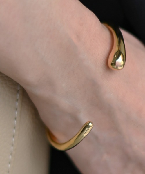 Marient（マリエント）の「Asymmetry Bangle／バングル（バングル/リストバンド・レディース・シルバー/ゴールド・FREE）」の5枚目の写真
