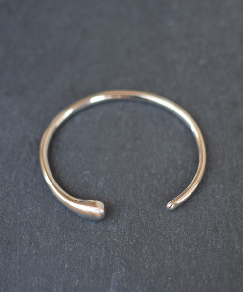 Marient（マリエント）の「Asymmetry Bangle／バングル（バングル/リストバンド・レディース・シルバー/ゴールド・FREE）」の7枚目の写真