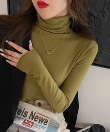 なめらかタートルネックニットトップス