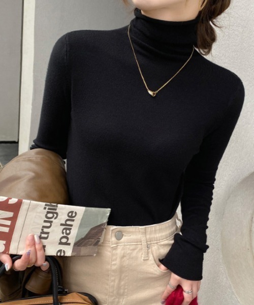 COCOMOMO（ココモモ）の「なめらかタートルネックニットトップス（ニット/セーター・レディース・ホワイト/ダークブラウン/ライトグレー/ブラック/グレー系その他/オレンジ/オリーブ/アイボリー/ライトブラウン/ワイン/イエロー・FREE）」の4枚目の写真