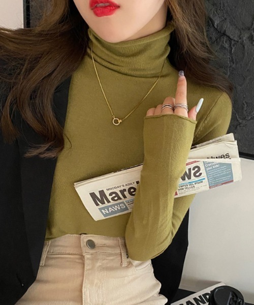 COCOMOMO（ココモモ）の「なめらかタートルネックニットトップス（ニット/セーター・レディース・ホワイト/ダークブラウン/ライトグレー/ブラック/グレー系その他/オレンジ/オリーブ/アイボリー/ライトブラウン/ワイン/イエロー・FREE）」の19枚目の写真