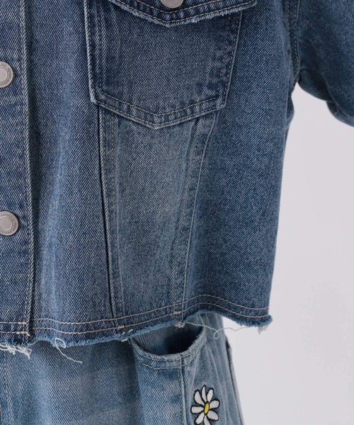 repipi armario(レピピ アルマリオ)の「デニムショートGジャン(デニムジャケット・キッズ・ライトブルー/インディゴブルー/ホワイト・LARGE/SMALL/MEDIUM)」の12枚目の写真