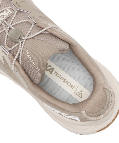 HOKA(ホカ)の「TRANSPORT 1123153-DEGG(スニーカー・メンズ・ベージュ・28.0cm/27.0cm/27.5cm/26.5cm/28.5cm/26.0cm/25.0cm/25.5cm/29.0cm)」の4枚目の写真