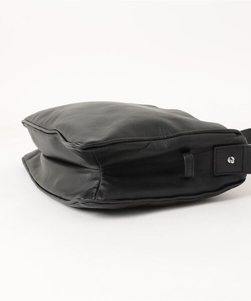 Whim Gazette（ウィムガゼット）の「【2.718】2WAYソフトショルダー（ショルダーバッグ・レディース・ブラック/シルバー・FREE）」の18枚目の写真