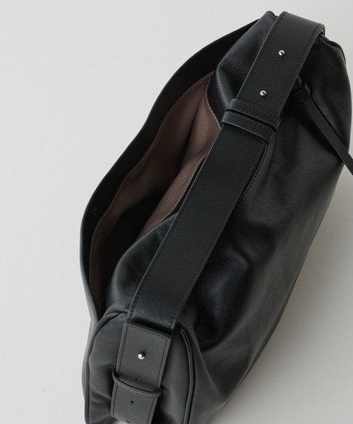 Whim Gazette（ウィムガゼット）の「【2.718】2WAYソフトショルダー（ショルダーバッグ・レディース・ブラック/シルバー・FREE）」の17枚目の写真