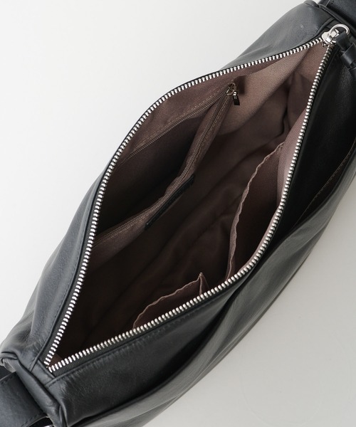 Whim Gazette（ウィムガゼット）の「【2.718】2WAYソフトショルダー（ショルダーバッグ・レディース・ブラック/シルバー・FREE）」の10枚目の写真