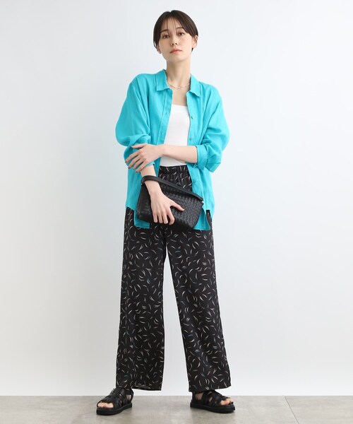 INDIVI（インディヴィ）の「◆【洗える／UVケア／麻100％】ノルマンディリネンシャツ（シャツ/ブラウス・レディース・ブラック系2/ブラウン系その他/ブルーグリーン/ホワイト/ベージュ/パープル/ネイビー・03/05/12/13/15 /19/34/38/07/17）」の22枚目の写真