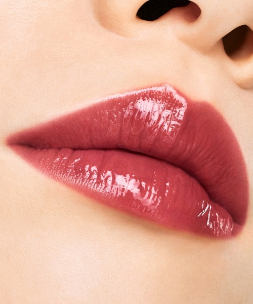 shu uemura（シュウウエムラ）の「キヌケアグローアップ（口紅/リップティント/グロス・レディース・BG 958 ウメゼリー/BR 781 チョコドリズル/【限定】OR 555 ミカンピューレ/【限定】PK 356 イチゴグミ/RD 158 アズキシロップ/RD 176 ルビーグレープ/BG 936 モモシャーベット/BR 793 グレイズドモミジ/OR 599 キャンディジンジャー/PK 337 イチゴソルベ/【限定】RD 123 リンゴアメ/KG PK 343/KG PK 388/KG PK 377・FREE）」の20枚目の写真