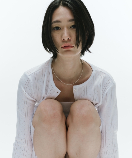 Charles Chaton(シャルルシャトン)の「THE CROPPED CARDI │ COU COU(Tシャツ/カットソー・レディース・ブラック/ホワイト・XX-SMALL/X-SMALL/SMALL)」の9枚目の写真