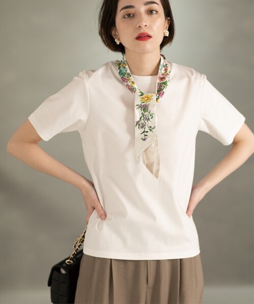 OPAQUE.CLIP（オペークドットクリップ）の「◆UV ベーシックTシャツ【接触冷感/洗濯機洗い可】（Tシャツ/カットソー・レディース・ベージュ/ホワイト/ダークブラウン/ブラック/チャコールグレー・40/38/42/36/34）」の7枚目の写真