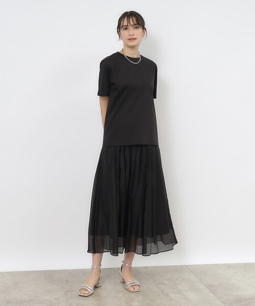 OPAQUE.CLIP(オペークドットクリップ)の「◆UV ベーシックTシャツ【接触冷感/洗濯機洗い可】(Tシャツ/カットソー・レディース・ベージュ/ホワイト/ダークブラウン/ブラック/チャコールグレー・40/38/42/36/34)」の13枚目の写真