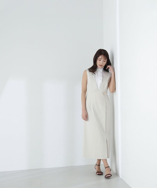 NATURAL BEAUTY BASIC（ナチュラルビューティーベーシック）の「◇TRクリアツイルシリーズ ジャンスカ（ジャンパースカート・レディース・ブラウン/オフホワイト/ブラック・SMALL/MEDIUM）」の14枚目の写真