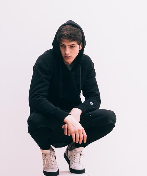 Champion（チャンピオン）の「＜monkey time×Champion＞∴ R/W HOODIE/パーカー◆（パーカー・メンズ・ブラック/グレー・SMALL/MEDIUM/LARGE）」の4枚目の写真