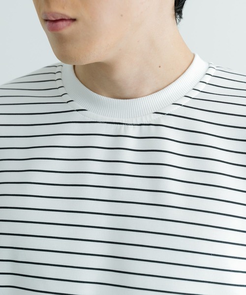 ITEMS URBANRESEARCH(アイテムズ アーバンリサーチ)の「ダンボールボーダー ショートスリーブ カットソー(Tシャツ/カットソー・メンズ・ネイビー/ブルー/ブラック・MEDIUM/LARGE)」の9枚目の写真