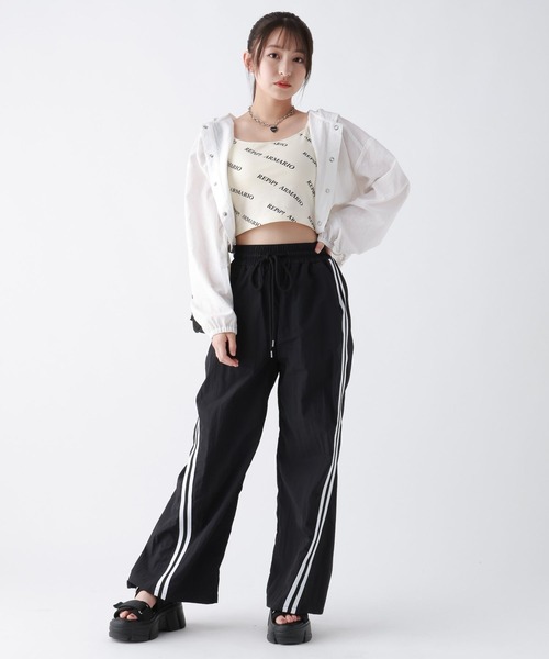 repipi armario（レピピ アルマリオ）の「サイドラインイージパンツ（その他パンツ・キッズ・ホワイト/サックスブルー/ブラック・SMALL/LARGE/MEDIUM）」の9枚目の写真