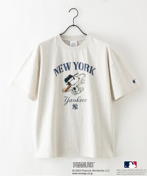 PEANUTS(ピーナッツ)の「【MLB ×PEANUTS】オリジナルデザインTシャツ ヤンキース ドジャース パドレス ドロップショルダー ビッグシルエット ユニセックス(Tシャツ/カットソー・メンズ・ベージュ系その他3/ホワイト系その他2/グレー系その他3/ブルー系その他2/ベージュ系その他/ホワイト系その他・MEDIUM/LARGE/X-LARGE)」の20枚目の写真